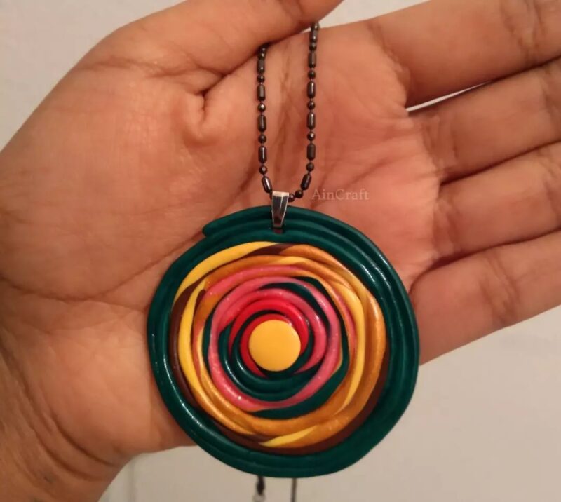 Green-Yellow Spiral Pendant Necklace - Image 2