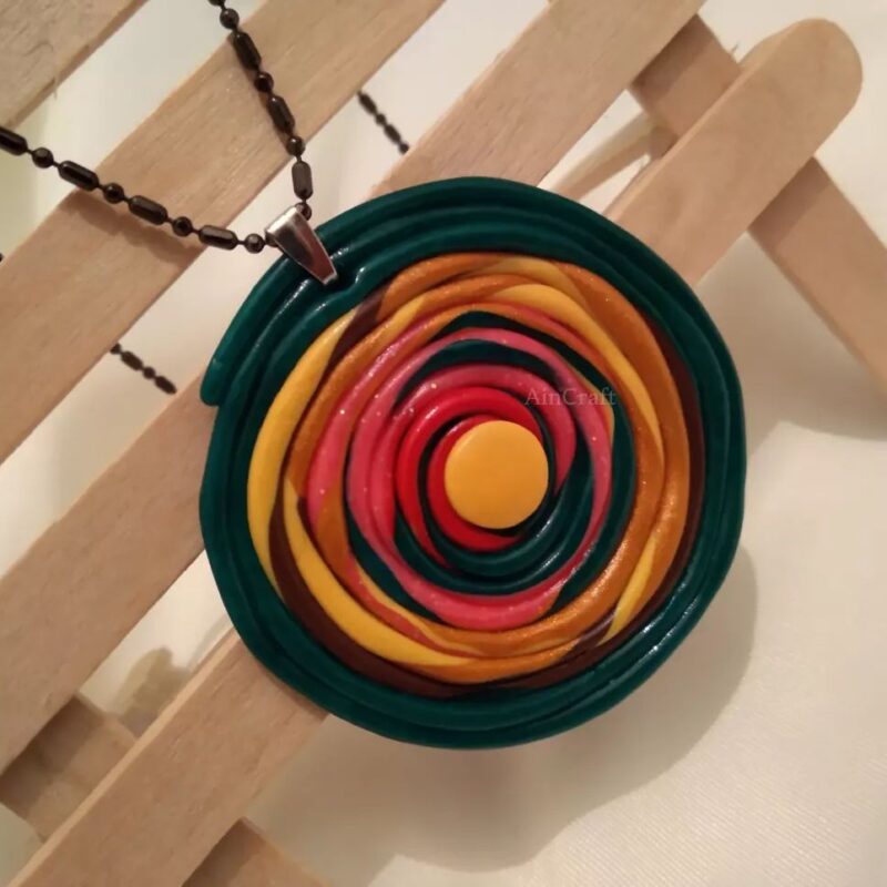 Green-Yellow Spiral Pendant Necklace