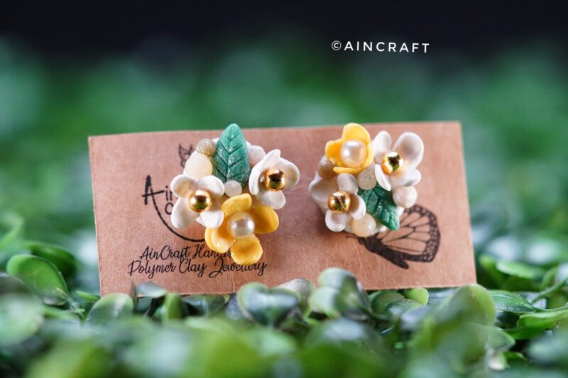Four Flowers Stud Earrings - Image 2